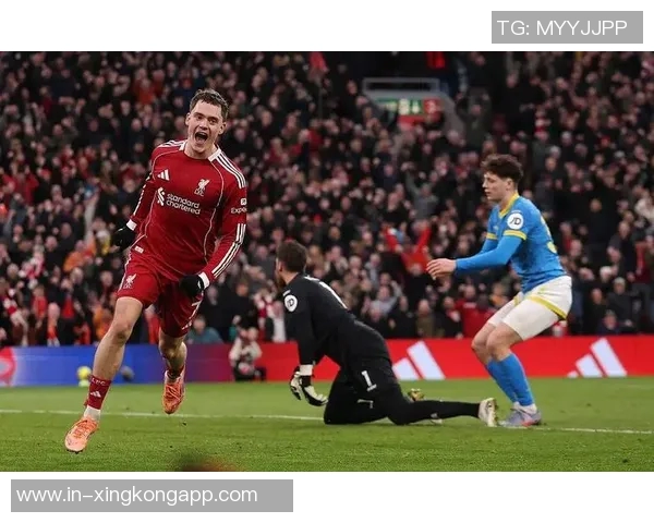 内维尔批评维尔茨比赛理解幼稚强调其跑位糟糕与过度参与防守问题