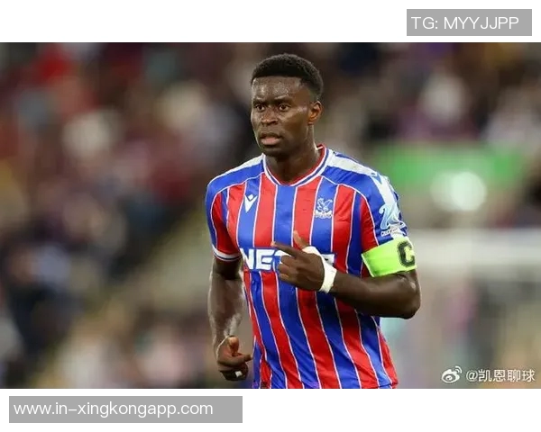 拜仁与切尔西争夺森林后卫穆里略明夏目标锁定格伊